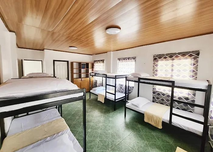 Golda Coast - 4* Oslob
